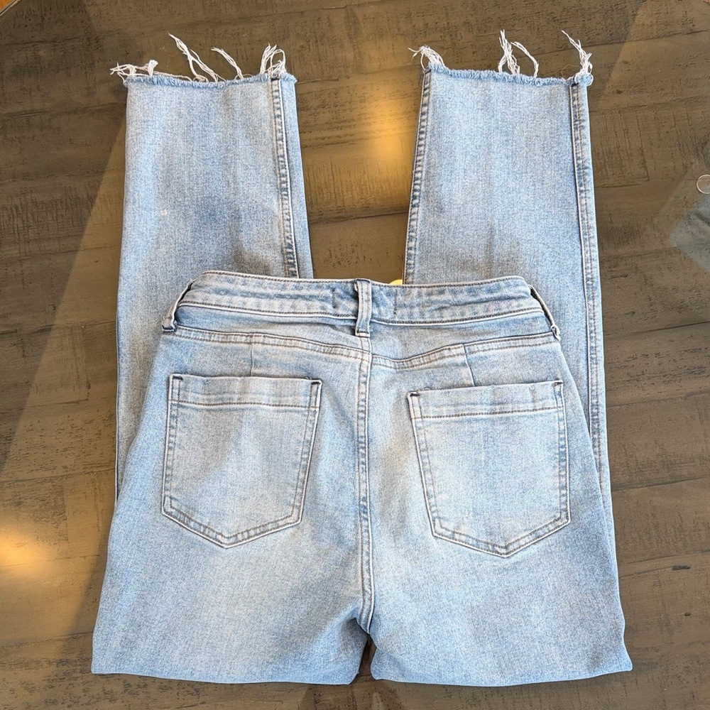 We The Free Light Blue Frayed Hem Cropped Jeans Curvy Size 28. Womens. Stretch - Picture 5 of 8